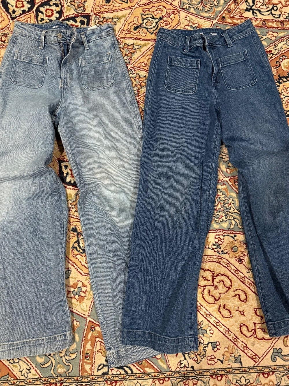 2 pair Old Navy  high rise  Jean size 6